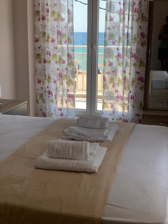 "Breeze" Front To The Sea - Hakidiki Flogita Exterior foto